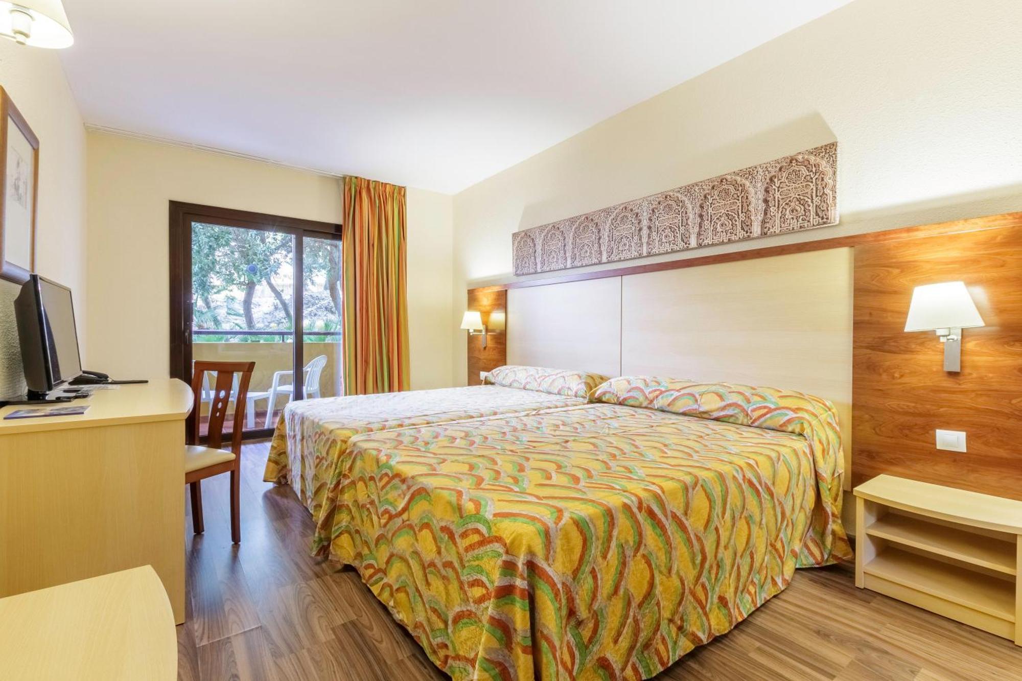 Hotel Best Alcazar La Herradura  Exterior photo