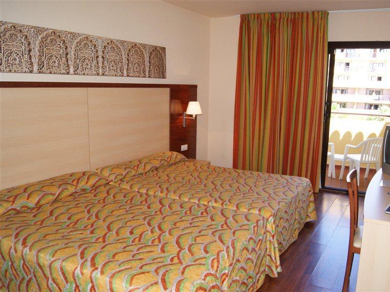 Hotel Best Alcazar La Herradura  Exterior photo